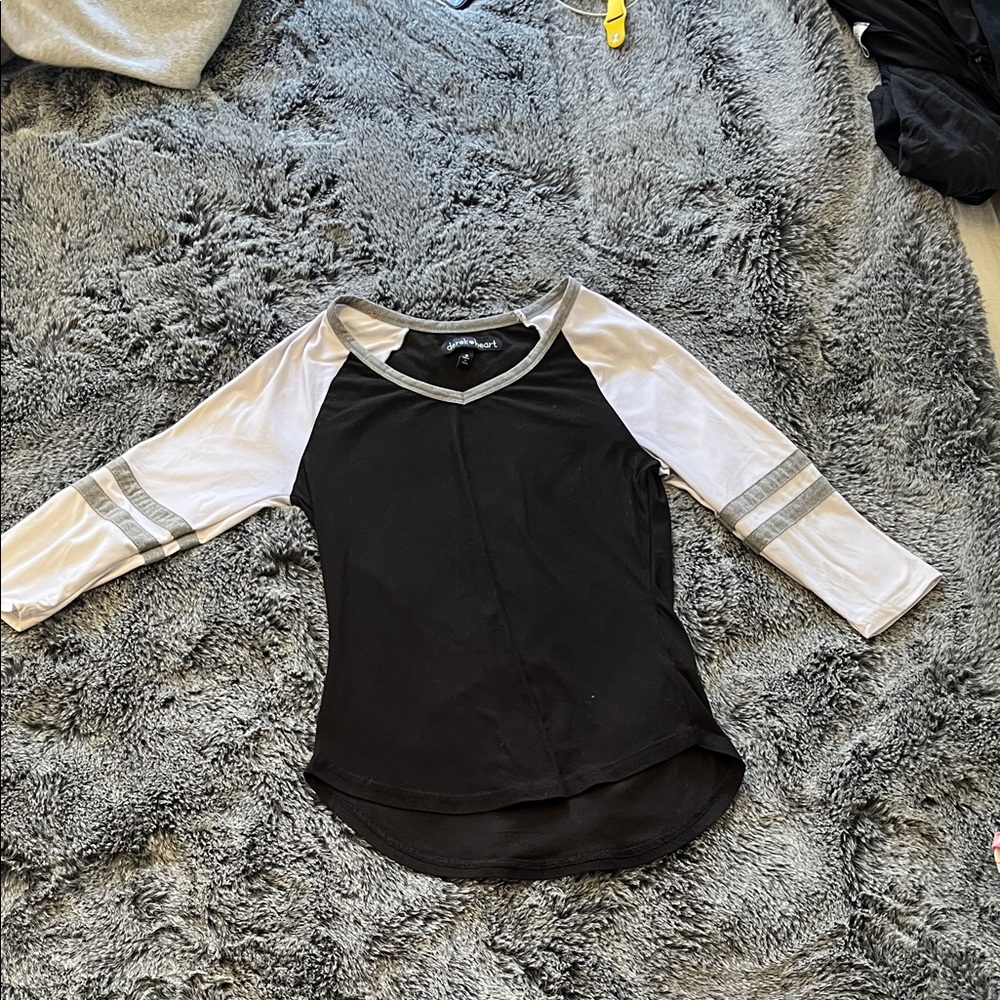 Derek Heart Black and White Long Sleeve Tee